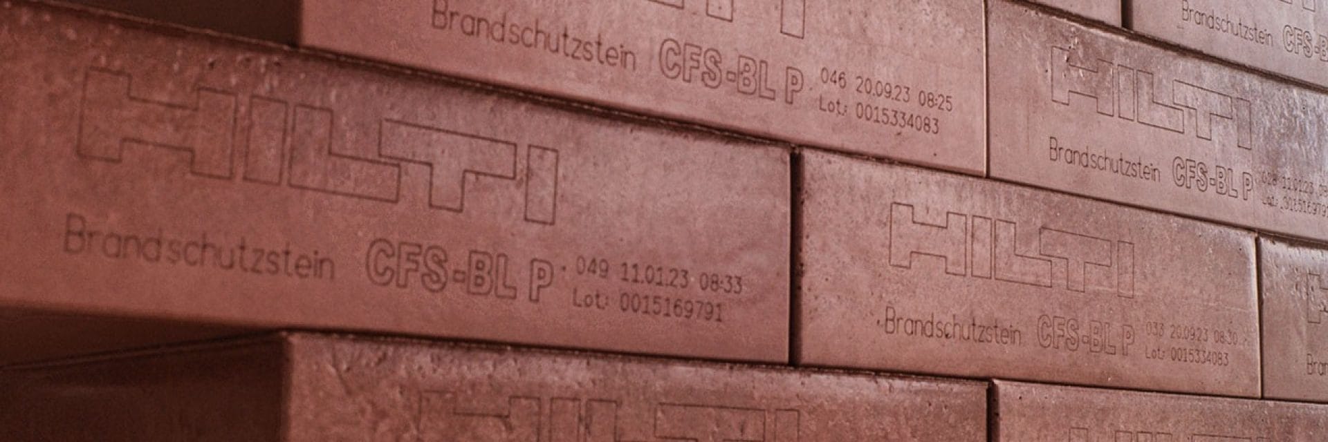 Hilti plokid üksteise peale laotud