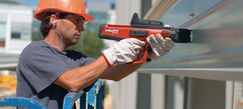 Clean-Teci püssirohupadrunid 6.8/18 M10 (pikk) Lindis pikad Clean-Tec padrunid (kaliiber 0,27) metallist trapetsprofiilide kinnitamiseks naelapüssiga. Rakendused 1