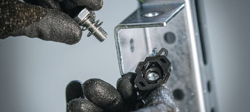 MT- FL kanali kiirlukustusmutter poldiga Kanali kiirlukustusmutriga alusplaatide ja liitmike kinnitamiseks MT tugiposti kanalite külge. Rakendused 1