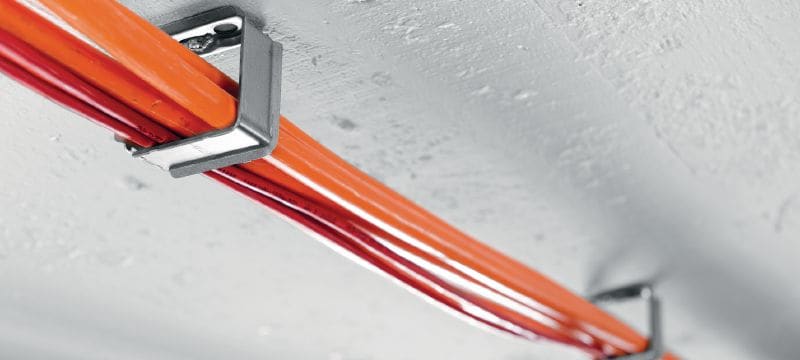 Metallist kaablifiksaator X-ECH-FE MX Metallist kaablikimbu hoidja kasutamiseks lindis naelte või ankrutega lagedel või seintel Rakendused 1